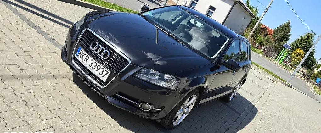 audi a3 podkarpackie Audi A3 cena 33000 przebieg: 201500, rok produkcji 2010 z Debrzno